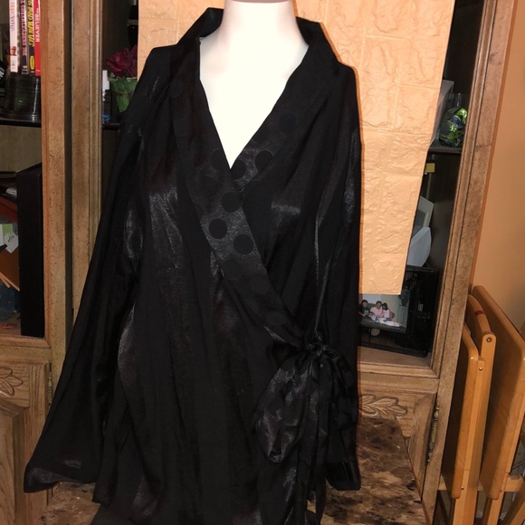 NWT VS KIMONO JACKET - Picture 1 of 9